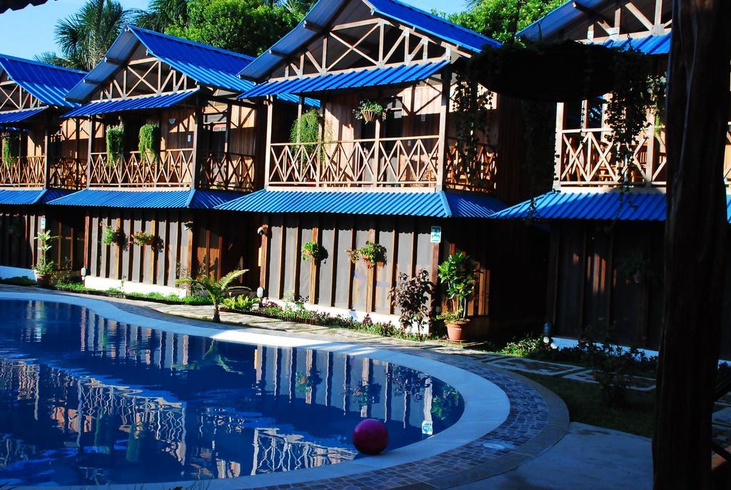 Hotel Utüane Leticia Exterior foto